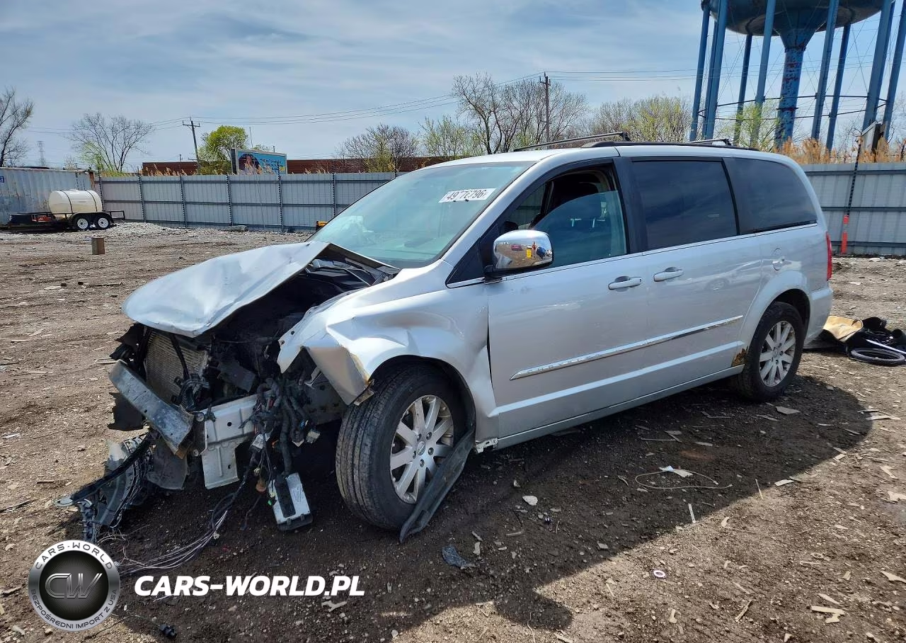 2011 Chrysler Town & Country Touring L