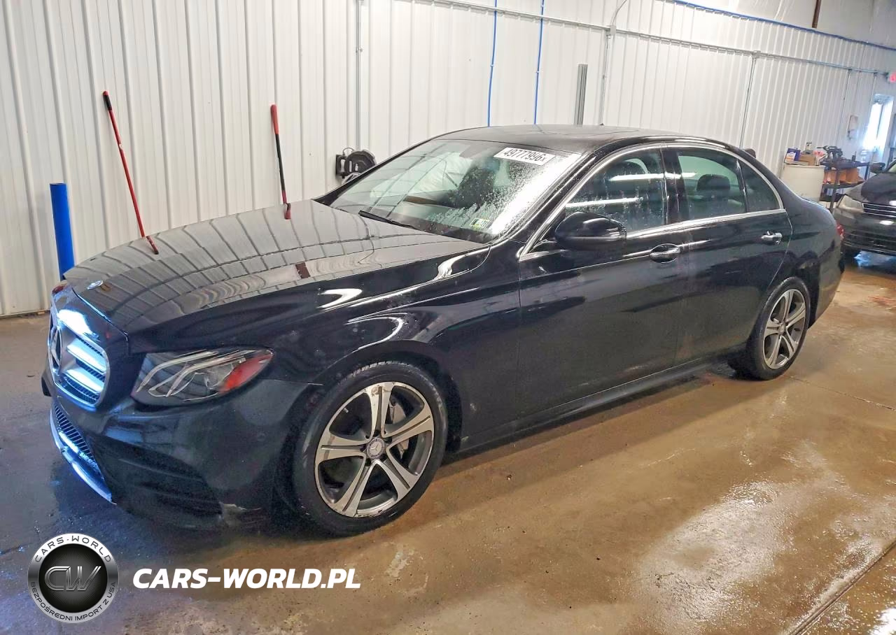 2017 Mercedes-Benz E 300 – zdjęcie 1 z 13