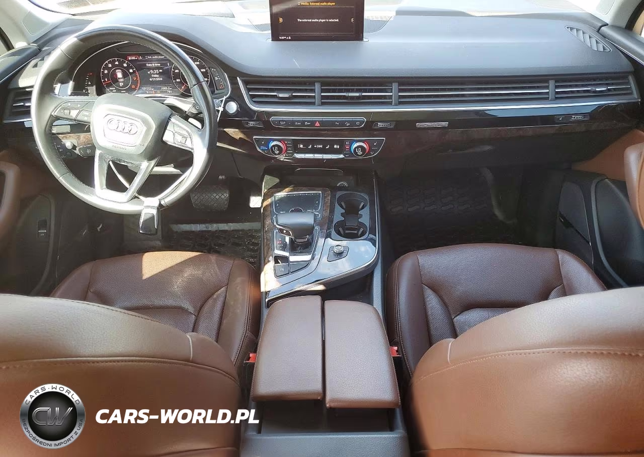 2018 Audi Q7 Prestige VIN:WA1VAAF7XJD027823 - 8