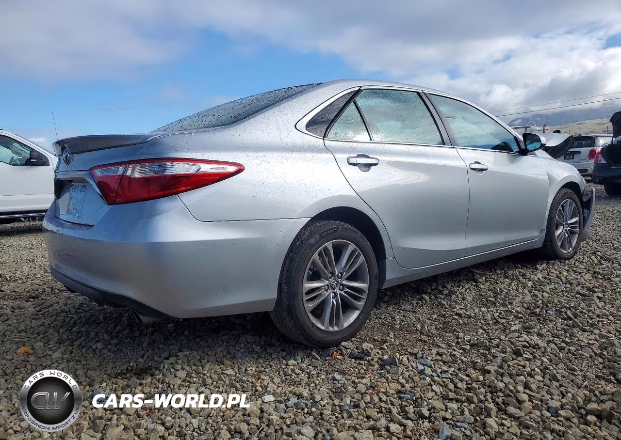 2017 Toyota Camry Se VIN:4T1BF1FK3HU438596 - 3