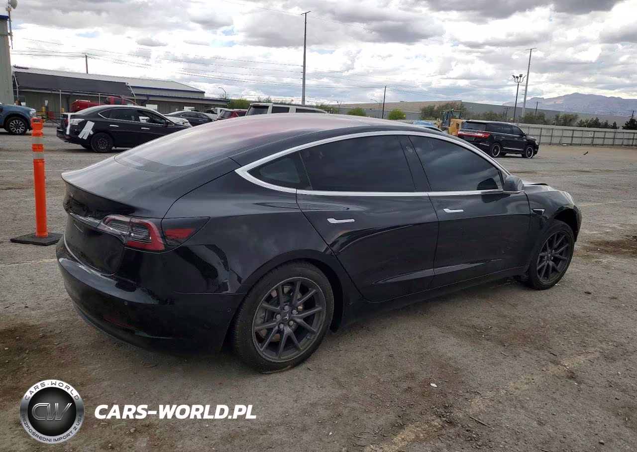 2018 Tesla Model 3 VIN:5YJ3E1EA7JF006757 - 3