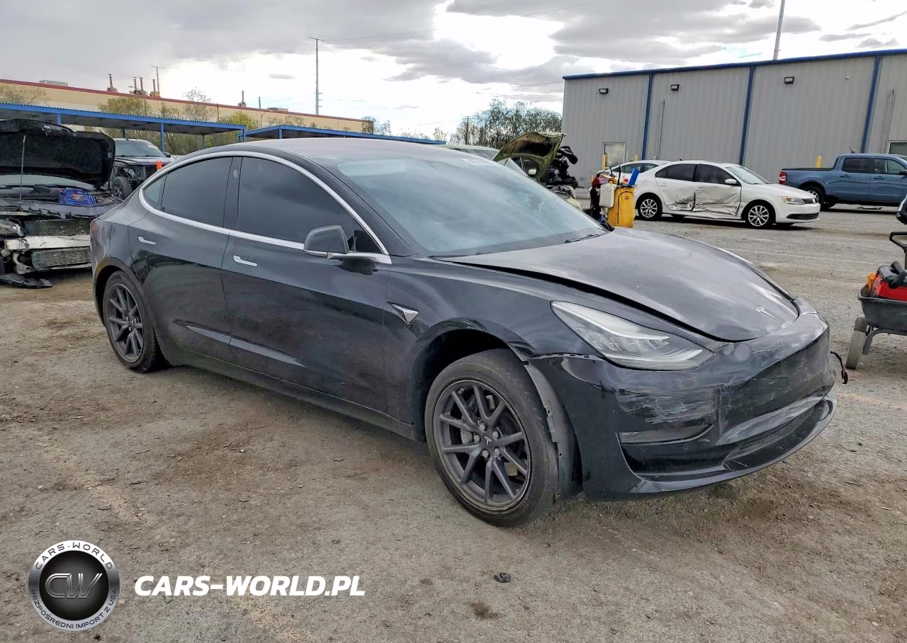 2018 Tesla Model 3 VIN:5YJ3E1EA7JF006757 - 4