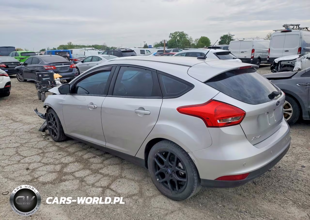 2016 Ford Focus Se VIN:1FADP3K29GL321627 - 2