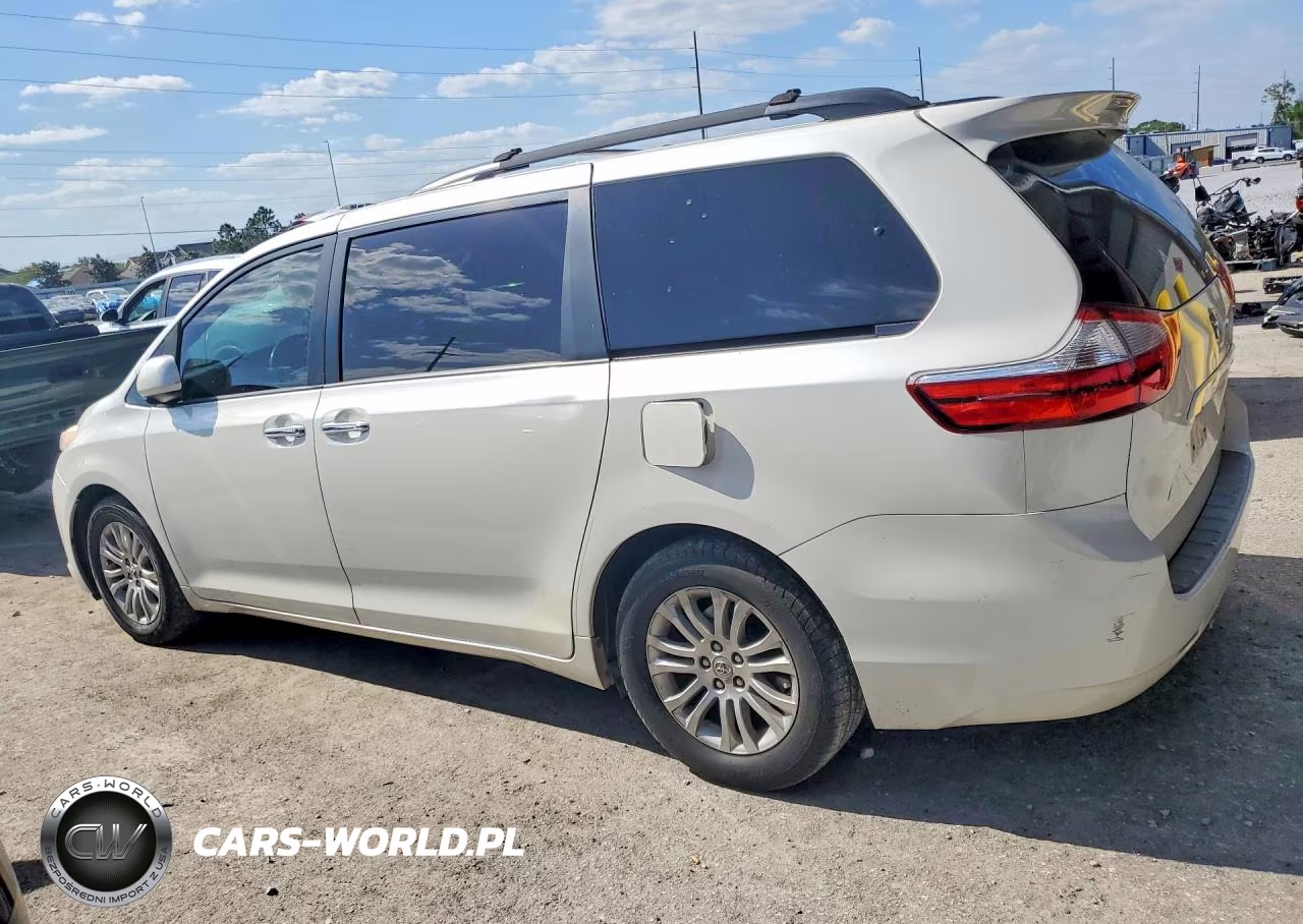 2017 Toyota Sienna Xle 8-Passenger VIN:5TDYZ3DC5HS866297 - 2