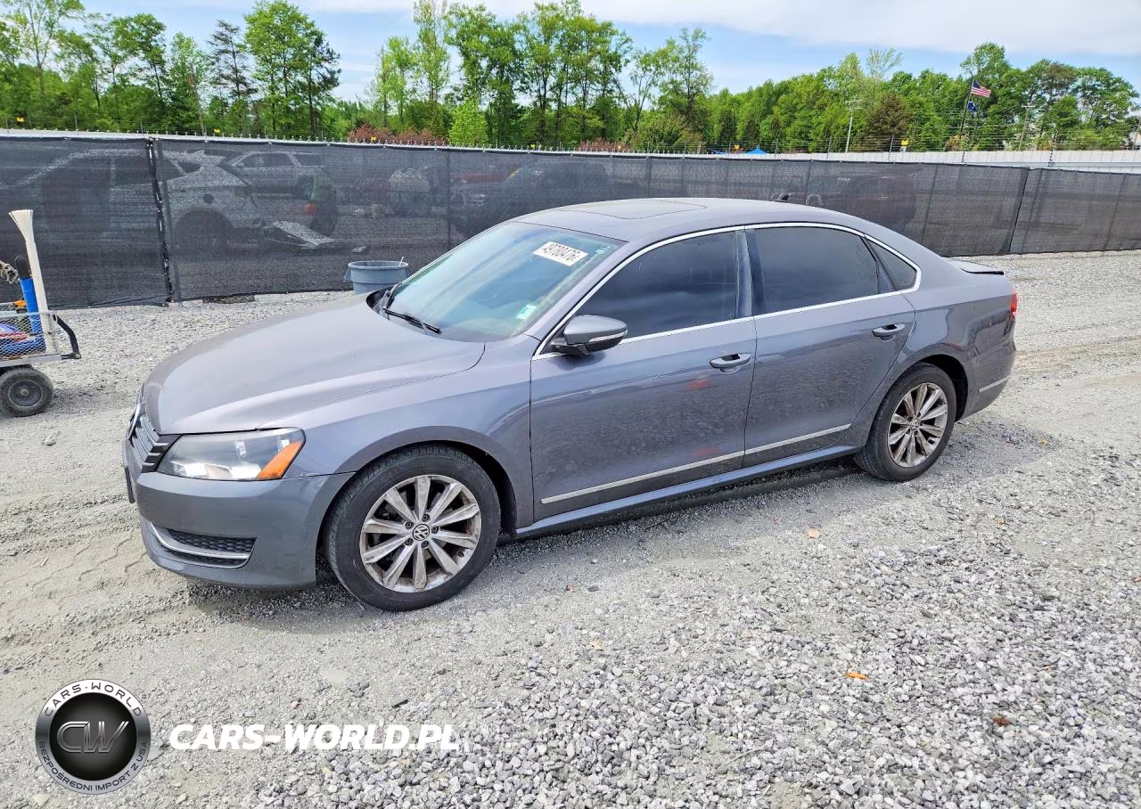2012 Volkswagen Passat Sel