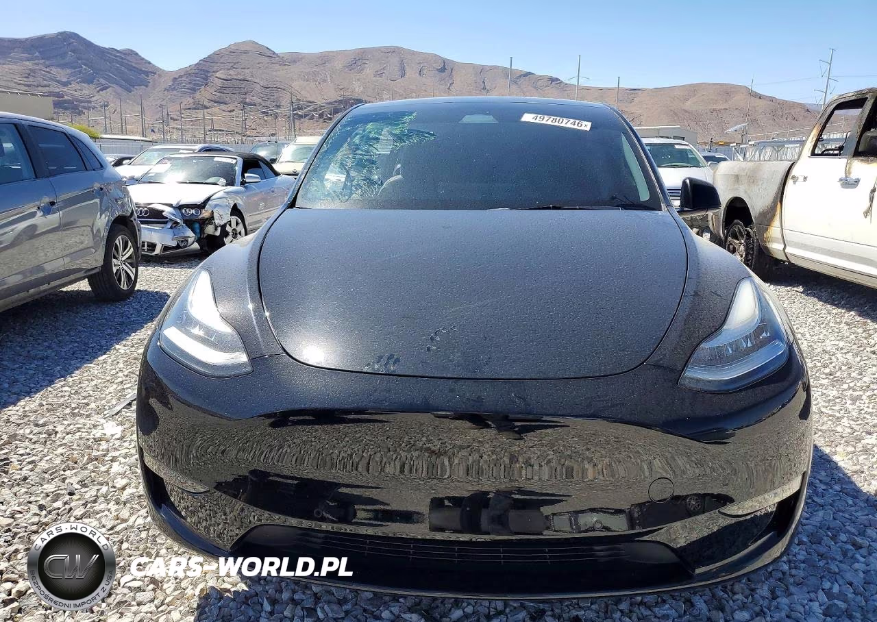 2022 Tesla Model Y VIN:7SAYGAEE7NF576527 - 5