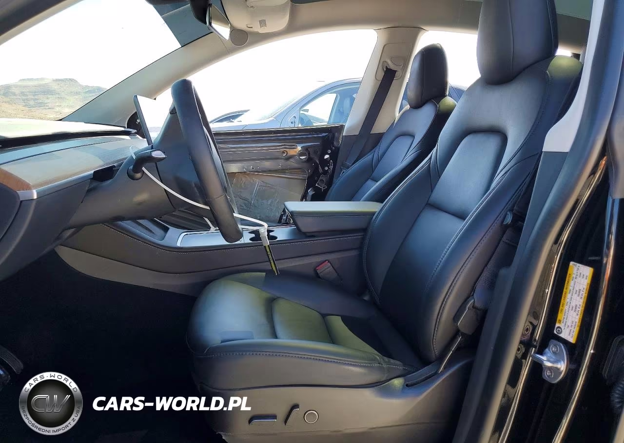 2022 Tesla Model Y VIN:7SAYGAEE7NF576527 - 7
