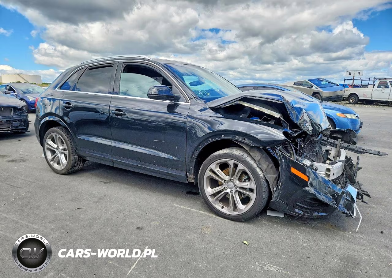 2017 Audi Q3 Premium Plus VIN:WA1JCCFS0HR008638 - 4