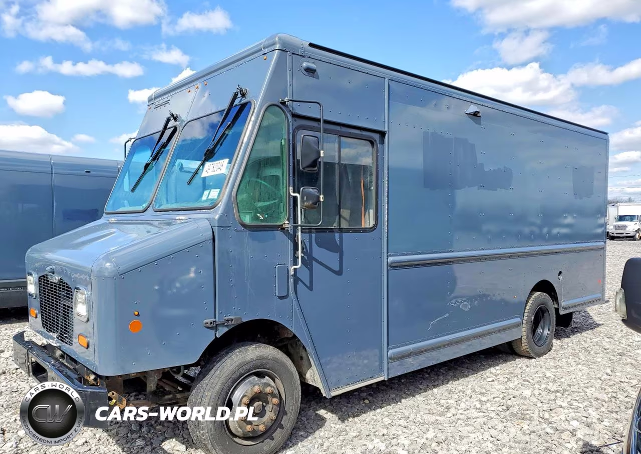 2021 Freightliner Chassis M Line Walk-In Van