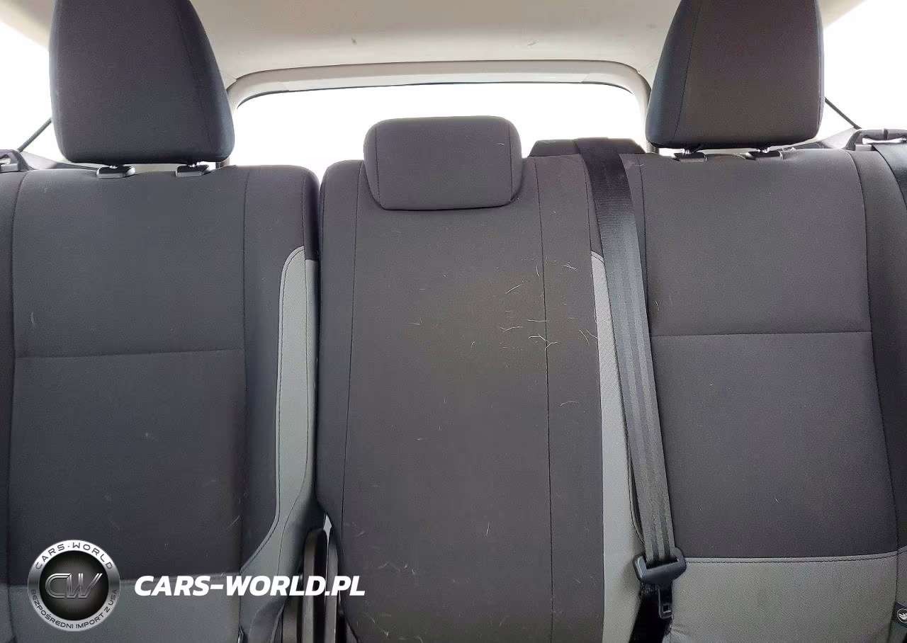 2016 Ford Escape S VIN:1FMCU0F78GUC41566 - 10