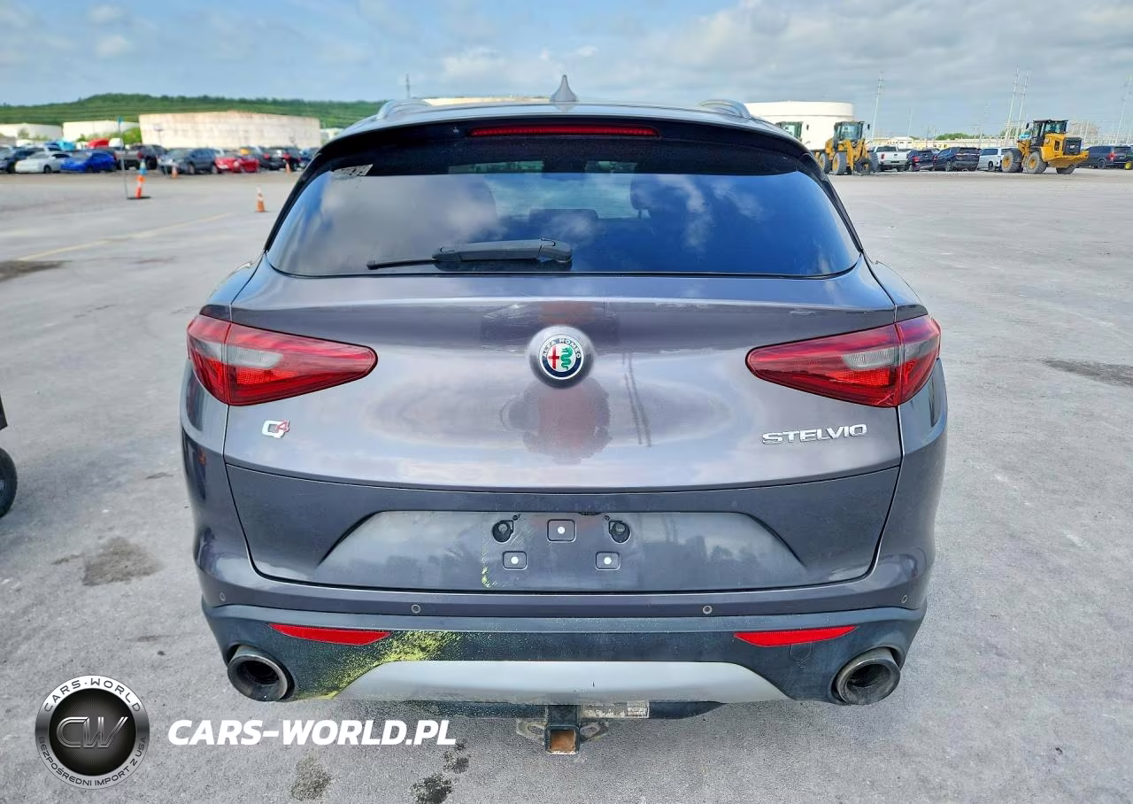 2018 Alfa Romeo Stelvio Ti VIN:ZASFAKBN6J7B60007 - 6