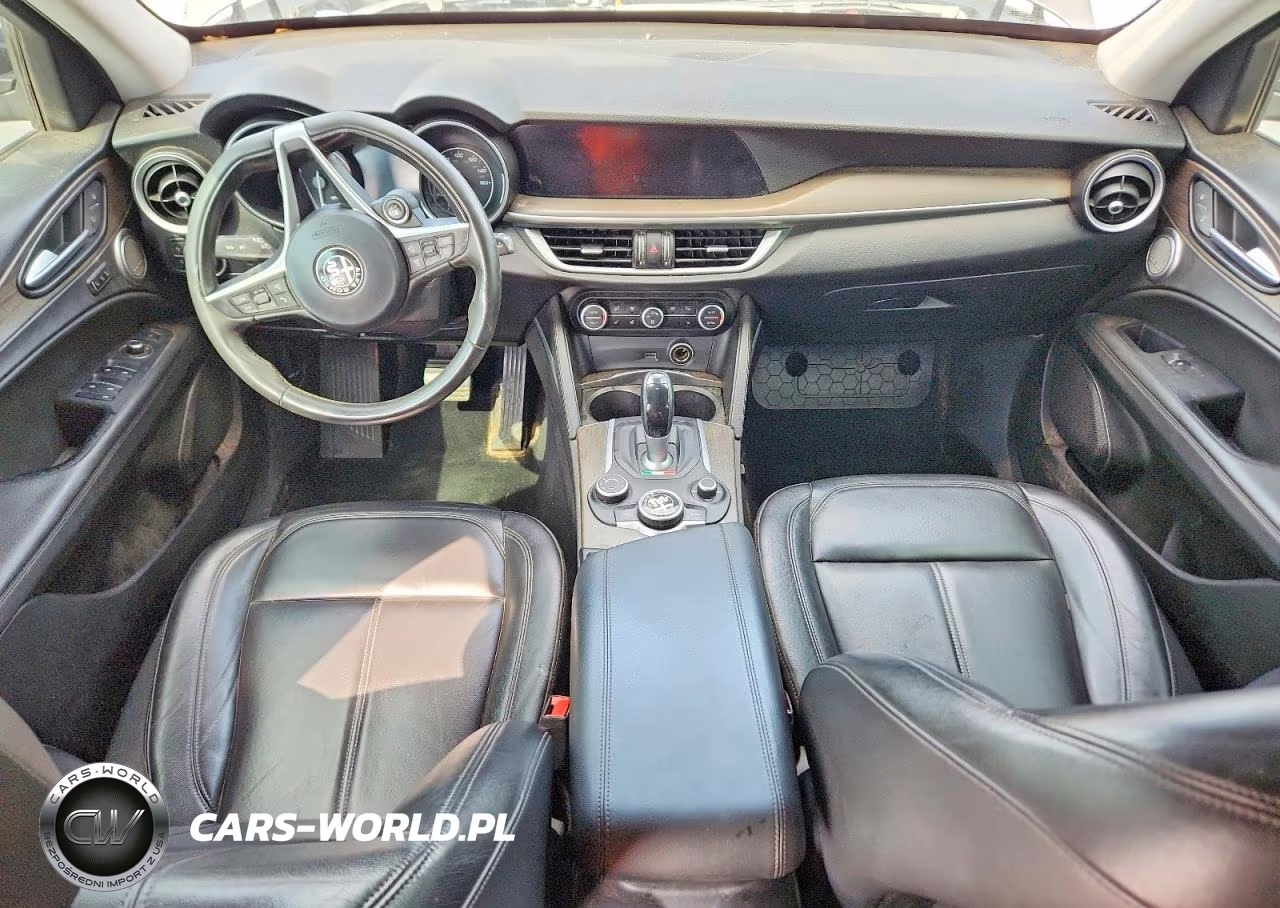 2018 Alfa Romeo Stelvio Ti VIN:ZASFAKBN6J7B60007 - 8
