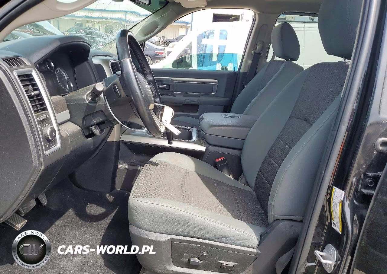 2018 Ram 1500 Slt VIN:3C6RR7LT3JG182552 - 7
