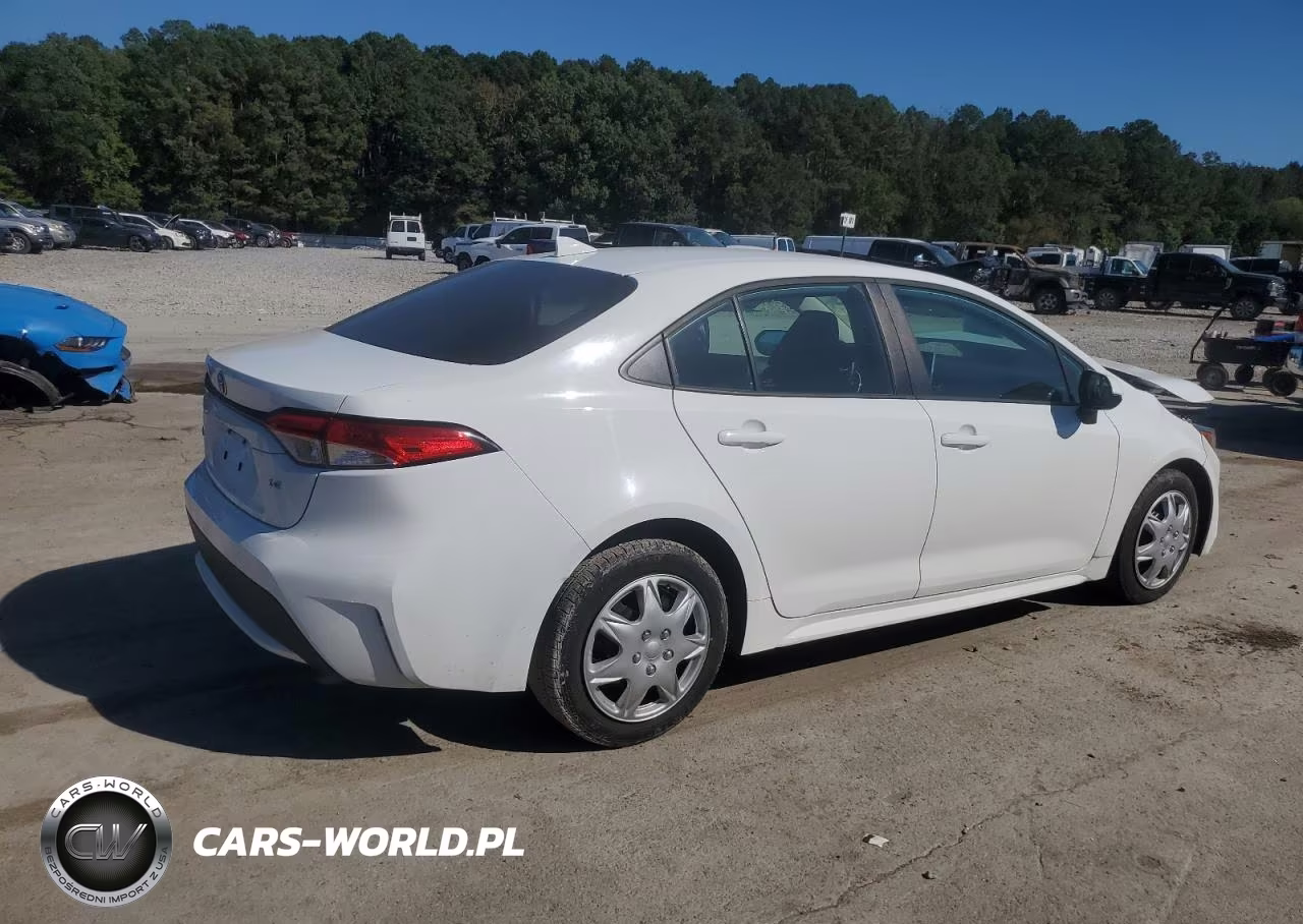 2020 Toyota Corolla Le VIN:5YFEPRAE2LP074630 - 3
