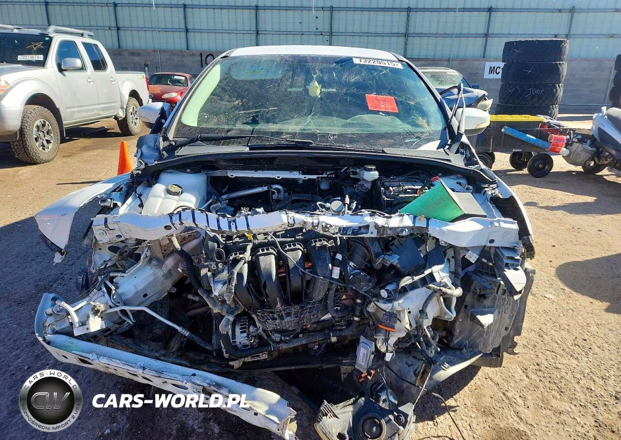 2017 Ford Focus Se VIN:1FADP3F20HL320152 - 5