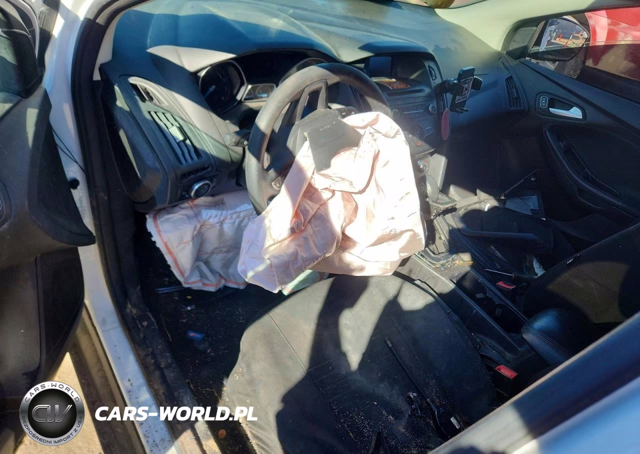 2017 Ford Focus Se VIN:1FADP3F20HL320152 - 8
