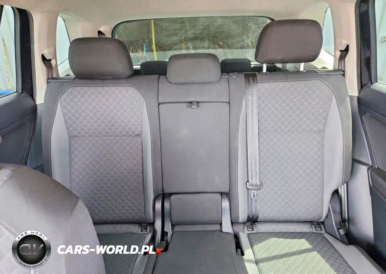 2020 Volkswagen Tiguan S VIN:3VV1B7AX6LM063061 - 10