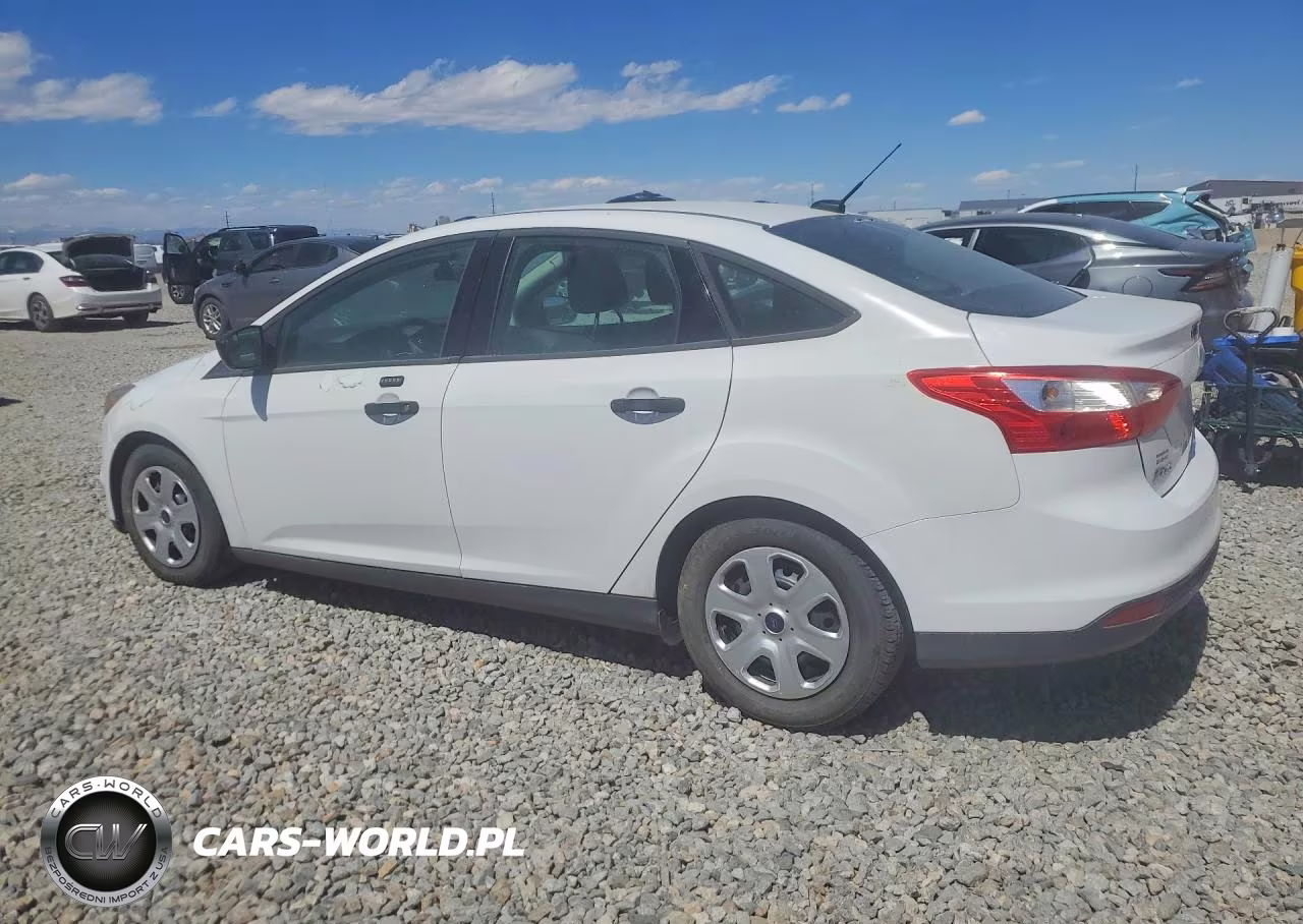 2014 Ford Focus S VIN:1FADP3E25EL169113 - 2