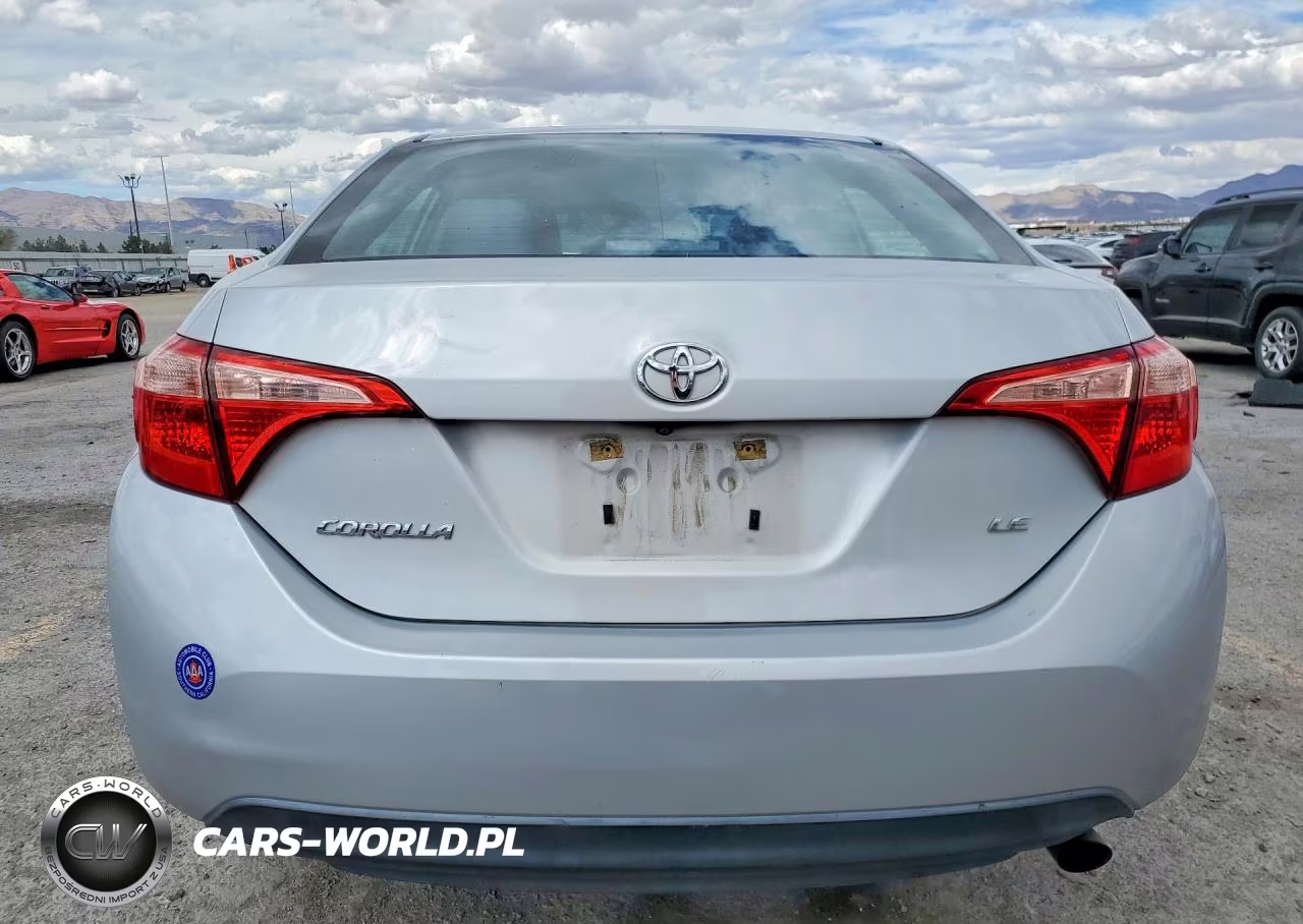 2019 Toyota Corolla Le VIN:2T1BURHE0KC233757 - 6