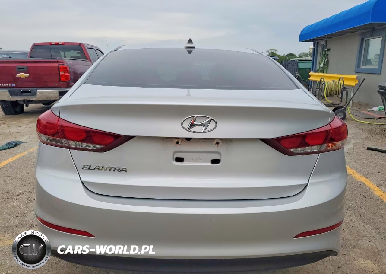 2018 Hyundai Elantra Value Edition VIN:5NPD84LF0JH324295 - 6