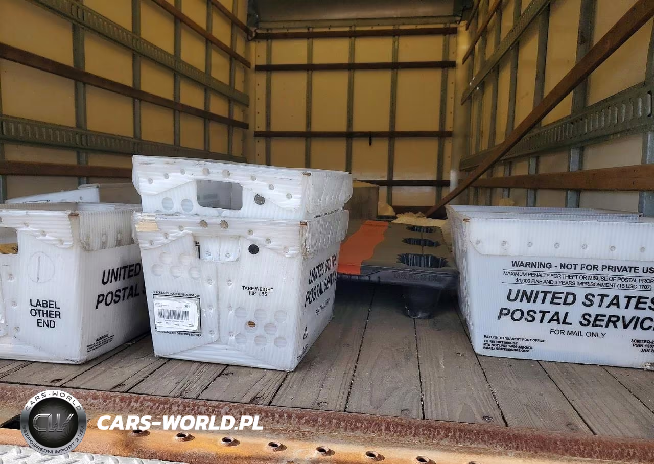 2019 Chevrolet 4500 Box Truck VIN:54DCDW1B0KS809067 - 10