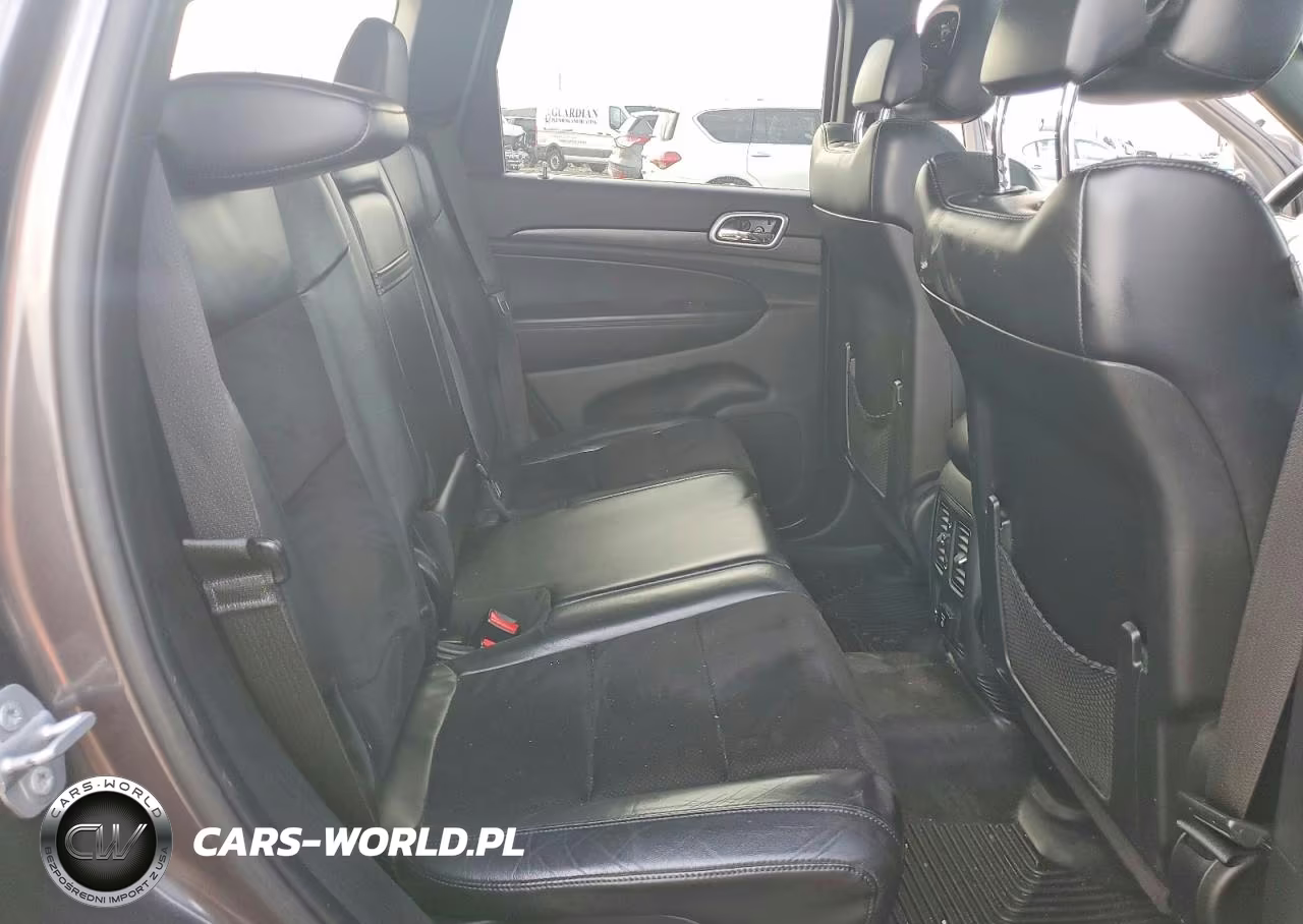 2015 Jeep Grand Cherokee Laredo VIN:1C4RJFAG1FC876022 - 10