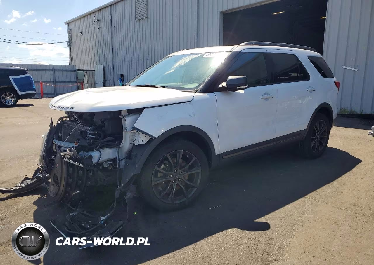 2017 Ford Explorer Xlt