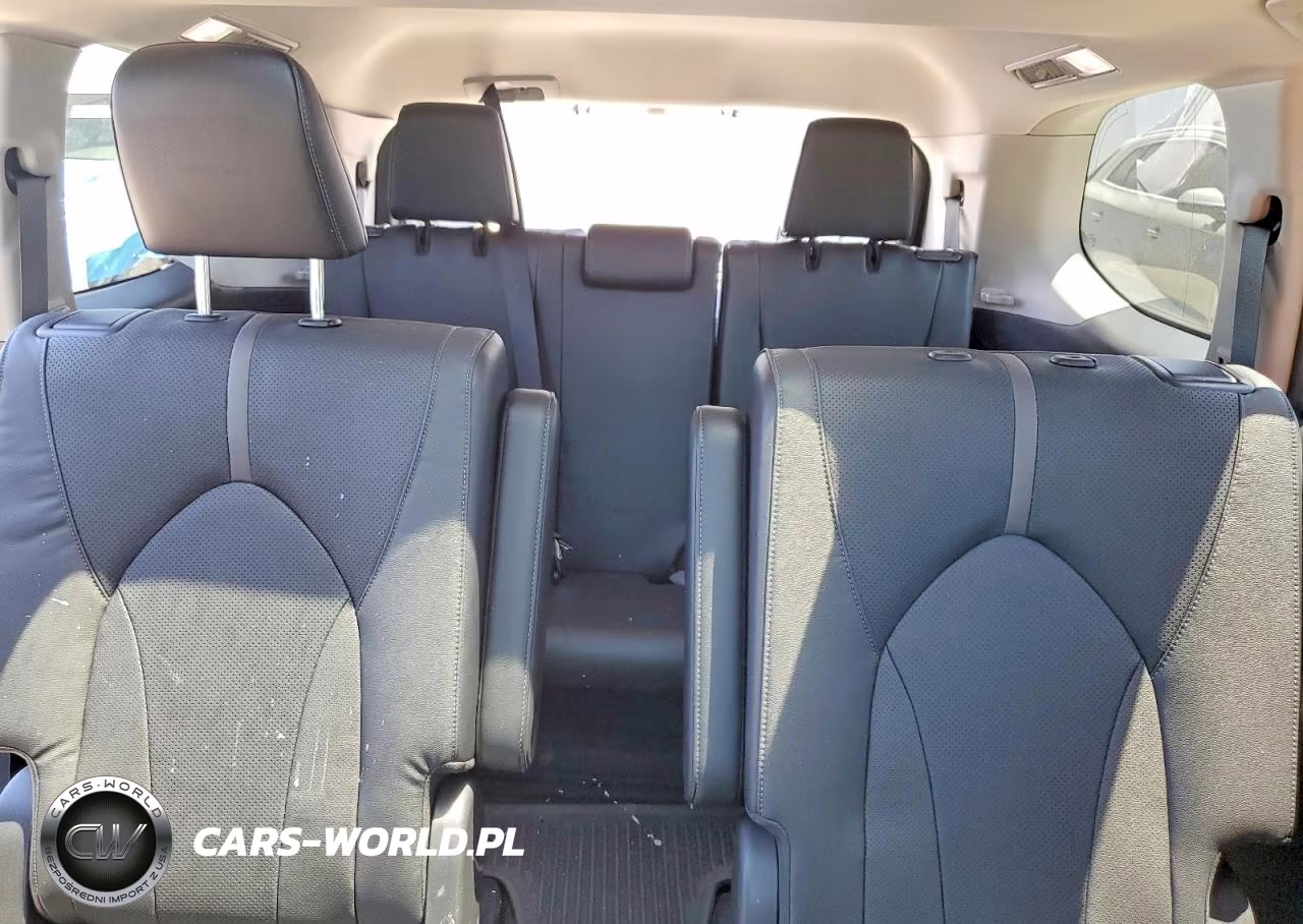 2024 Toyota Grand Highlander Platinum VIN:5TDAAAB52RS004514 - 10