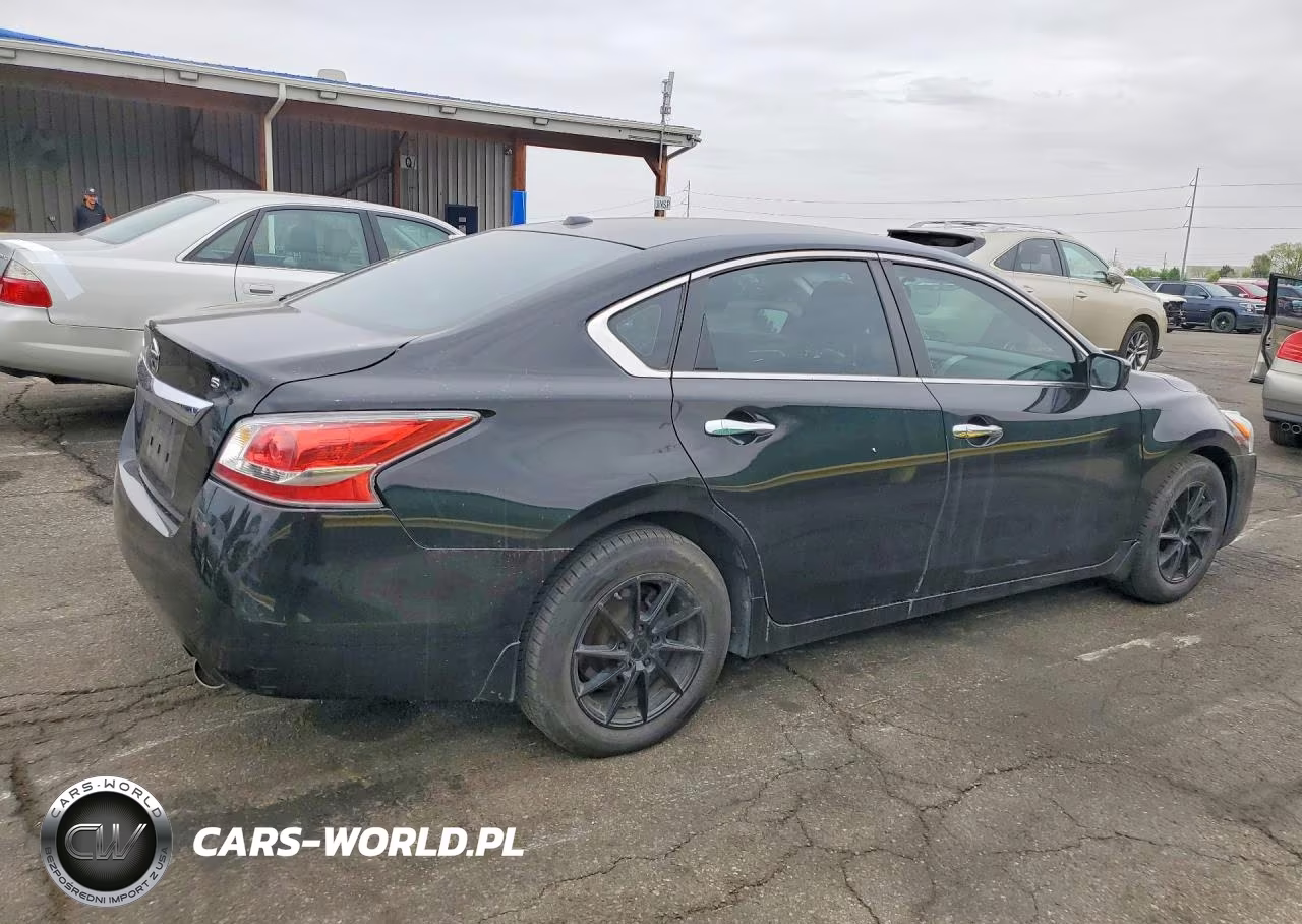 2015 Nissan Altima 2.5 S VIN:1N4AL3AP9FC293967 - 3