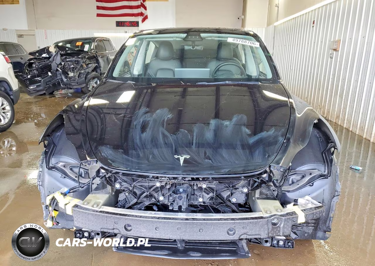 2021 Tesla Model Y VIN:5YJYGDEE2MF261390 - 5