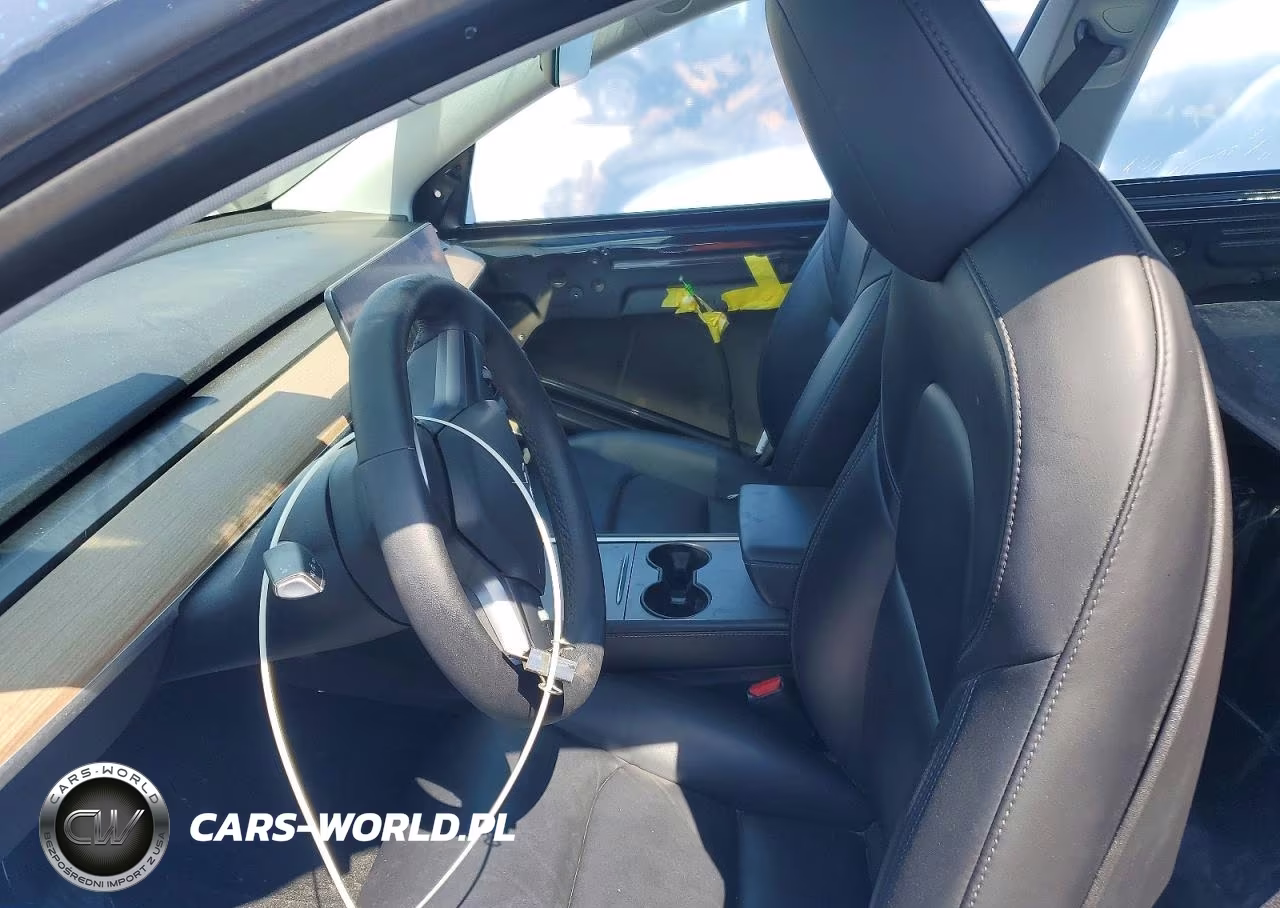 2021 Tesla Model Y VIN:5YJYGDEE2MF261390 - 7
