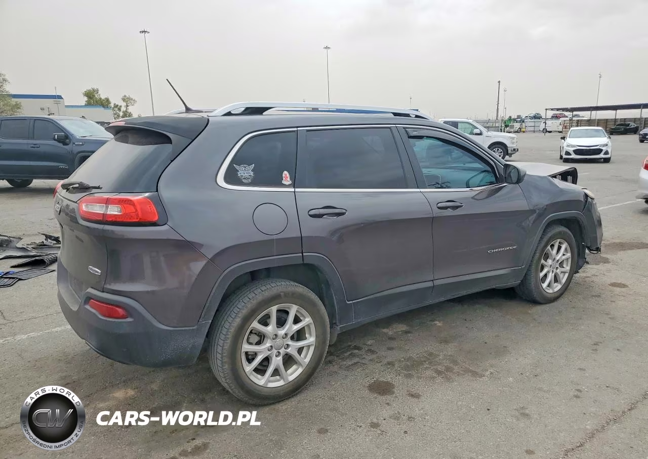 2016 Jeep Cherokee Latitude VIN:1C4PJLCB7GW323687 - 3