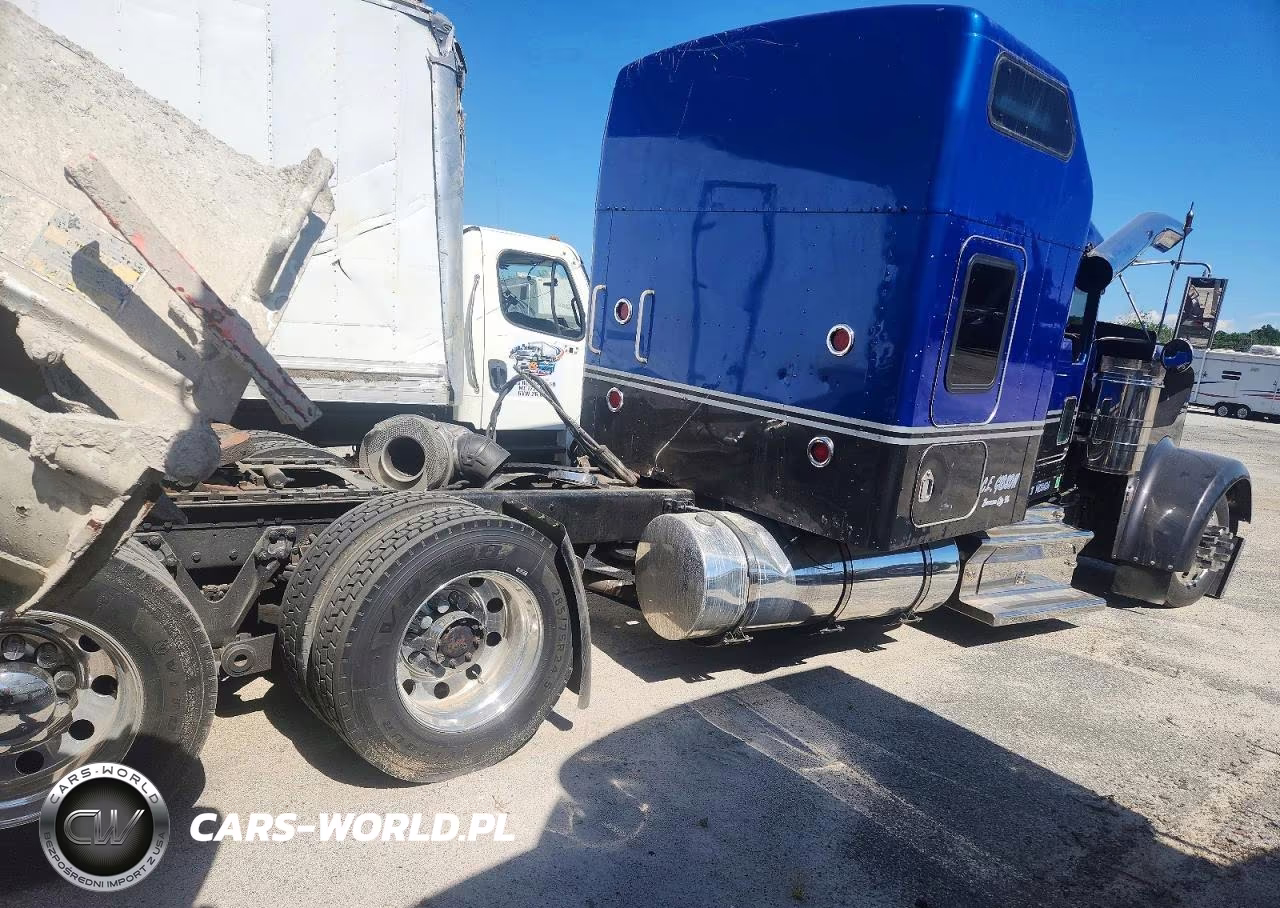 1999 Kenworth W900 Semi Truck VIN:1XKWDB9X2XJ828229 - 4