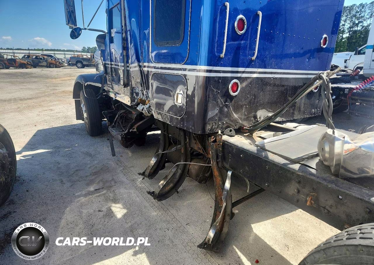 1999 Kenworth W900 Semi Truck VIN:1XKWDB9X2XJ828229 - 9