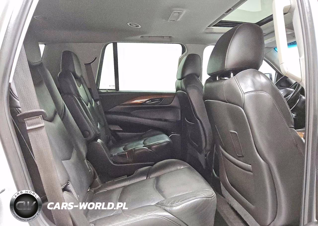 2018 Cadillac Escalade Luxury VIN:1GYS3BKJ7JR115364 - 11