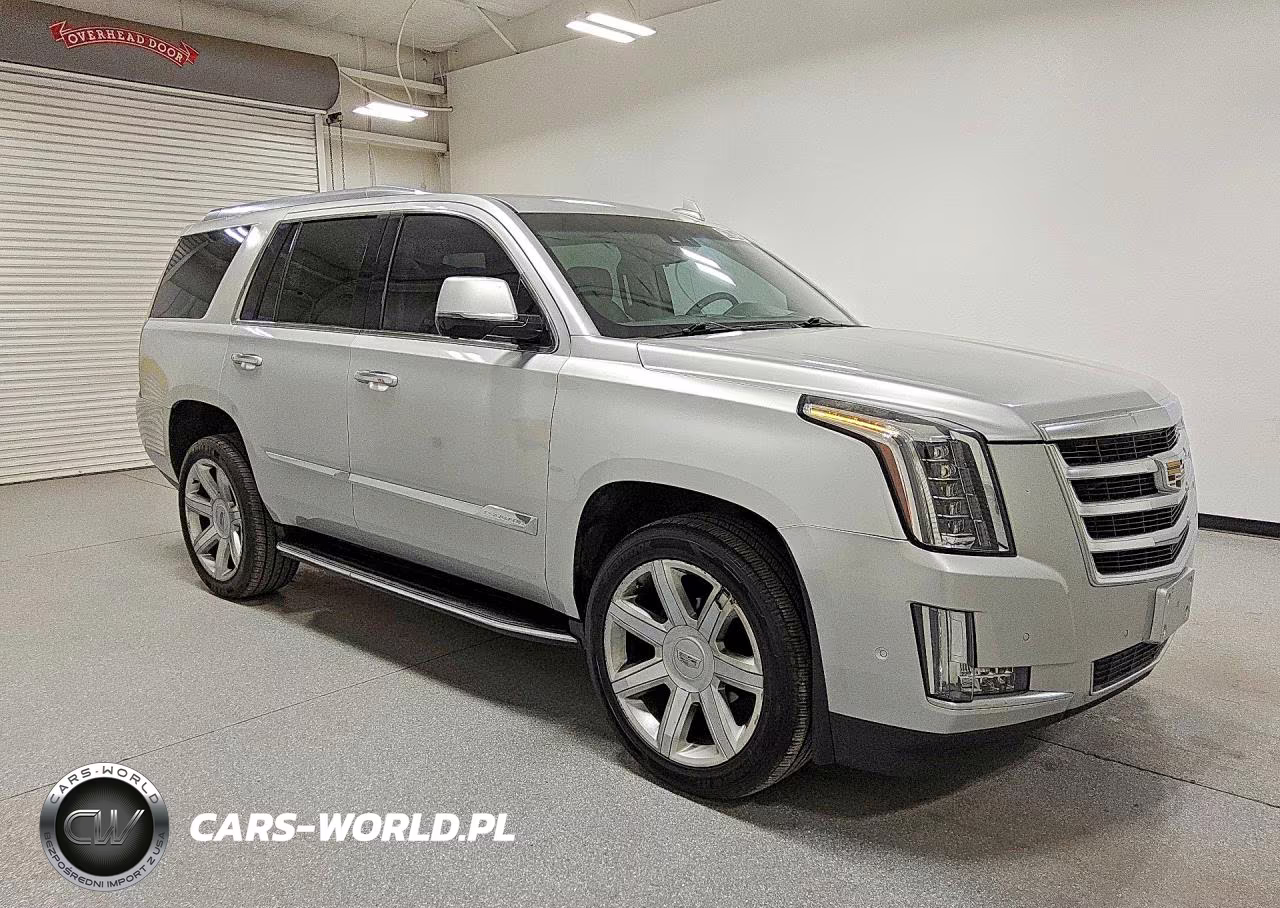 2018 Cadillac Escalade Luxury VIN:1GYS3BKJ7JR115364 - 4