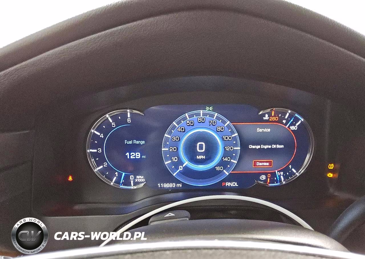 2018 Cadillac Escalade Luxury VIN:1GYS3BKJ7JR115364 - 9