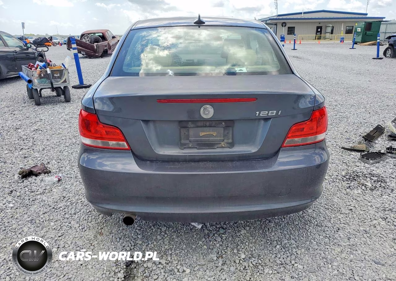 2013 BMW 128 I VIN:WBAUP7C55DVP24432 - 6