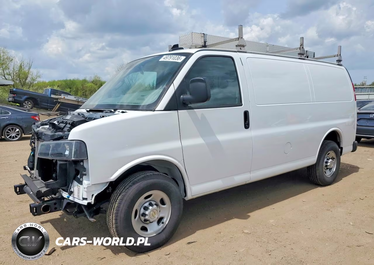 2024 Chev Express G2500