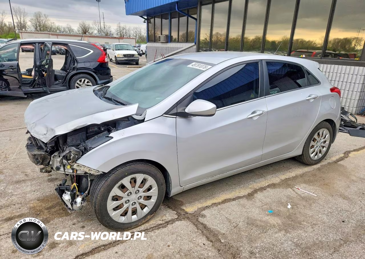 2016 Hyundai Elantra Gt Base – zdjęcie 1 z 13