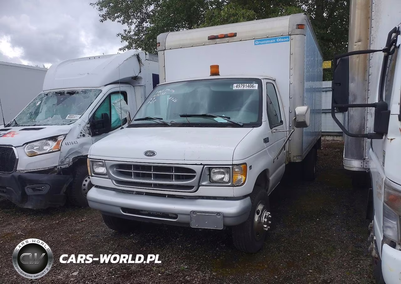 1999 Ford E450 Box Truck