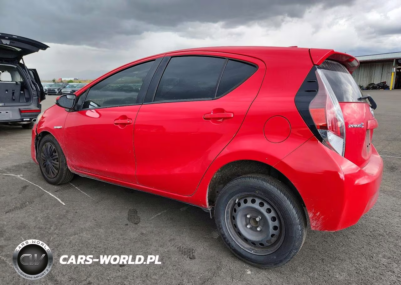 2016 Toyota Prius C Three VIN:JTDKDTB3XG1130491 - 2
