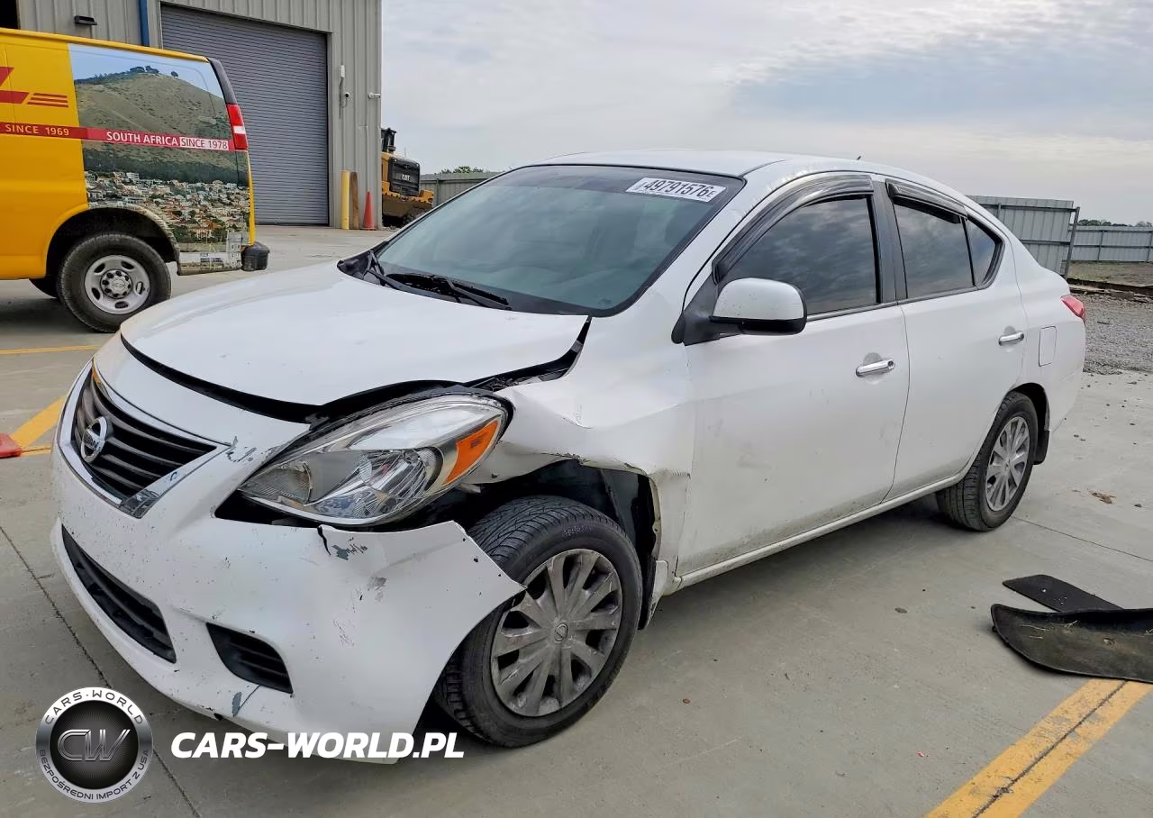 2012 Nissan Versa 1.6 S