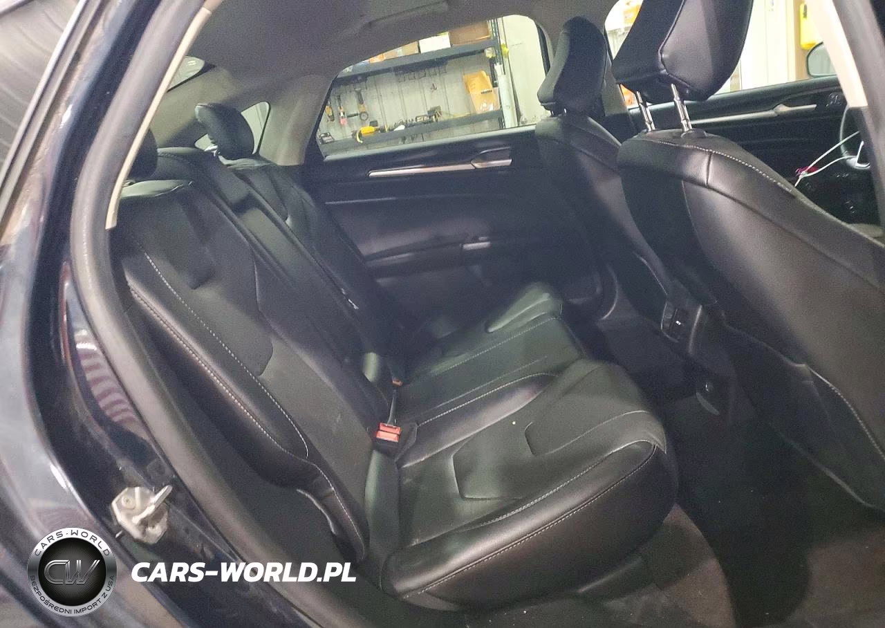 2020 Ford Fusion Titanium VIN:3FA6P0SU3LR159062 - 10