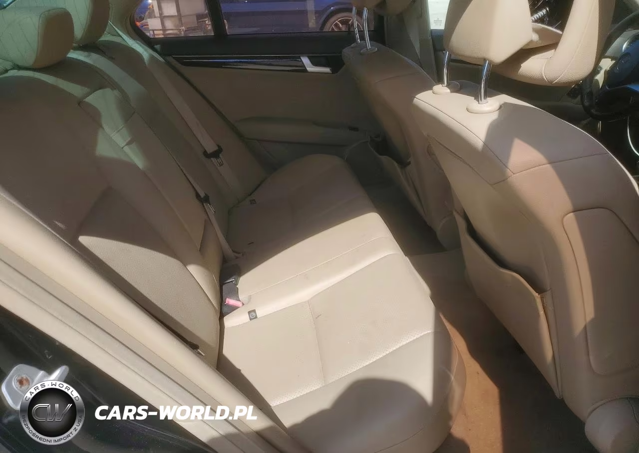 2012 Mercedes-Benz C 250 VIN:WDDGF4HB9CR232791 - 10