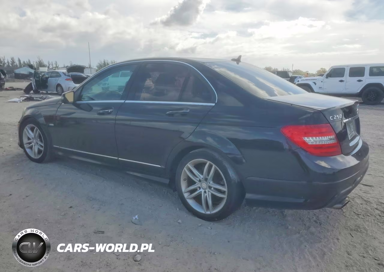 2012 Mercedes-Benz C 250 VIN:WDDGF4HB9CR232791 - 2