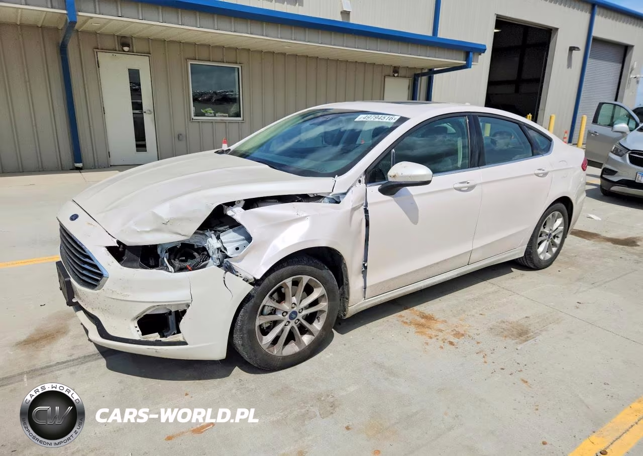 2020 Ford Fusion Se – zdjęcie 1 z 12