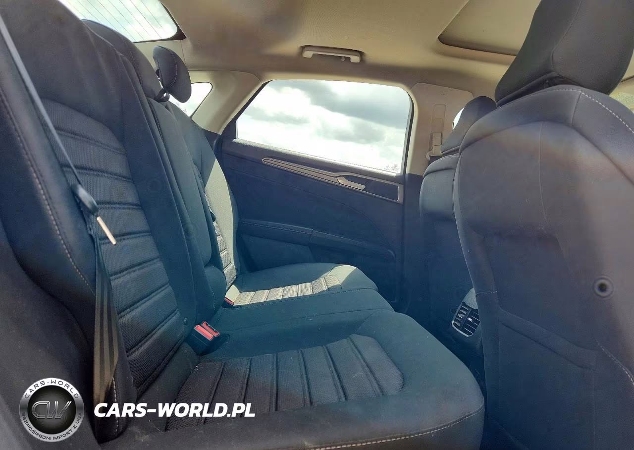 2020 Ford Fusion Se VIN:3FA6P0HD1LR251990 - 10