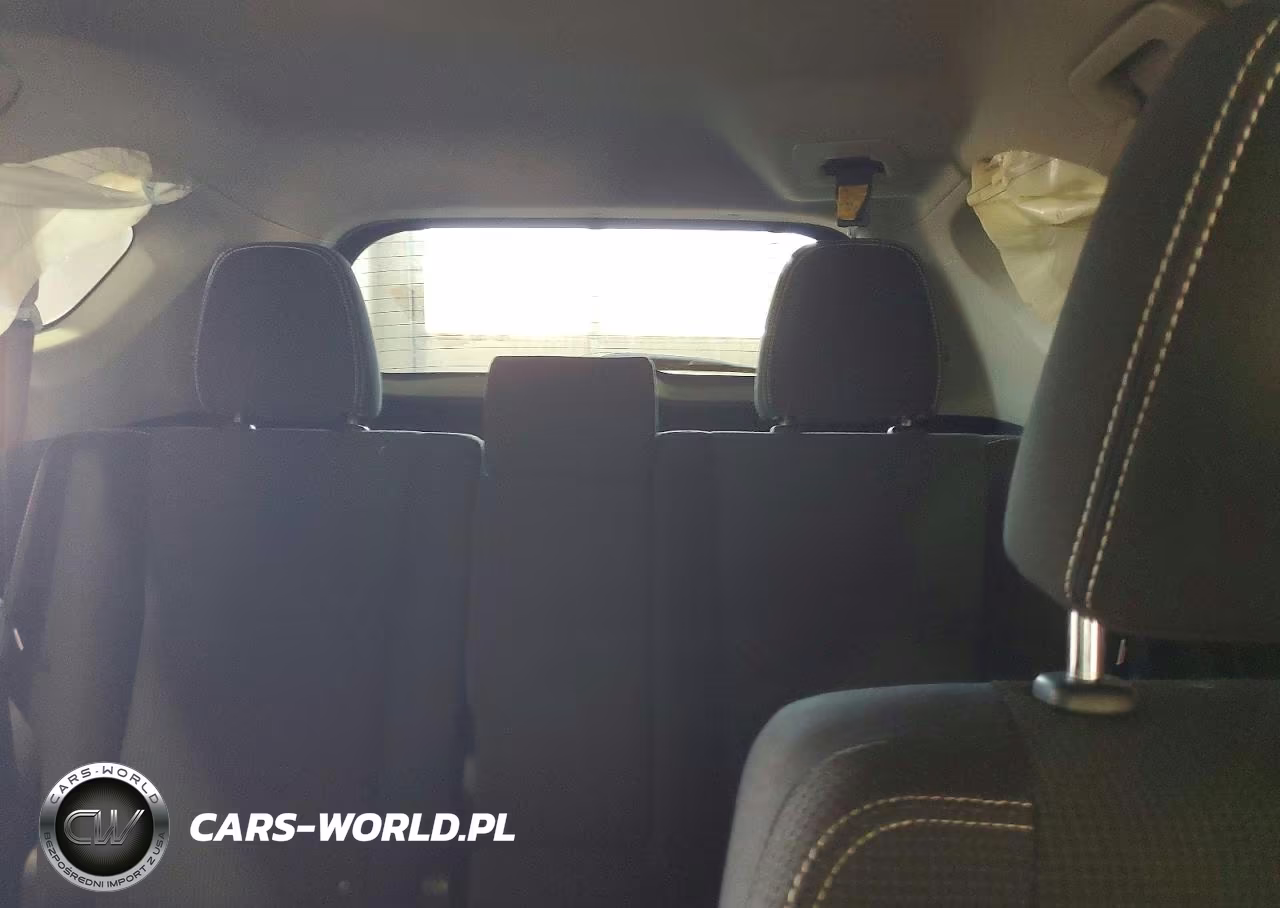 2018 Toyota Rav4 Xle VIN:JTMRFREV3JJ746940 - 10