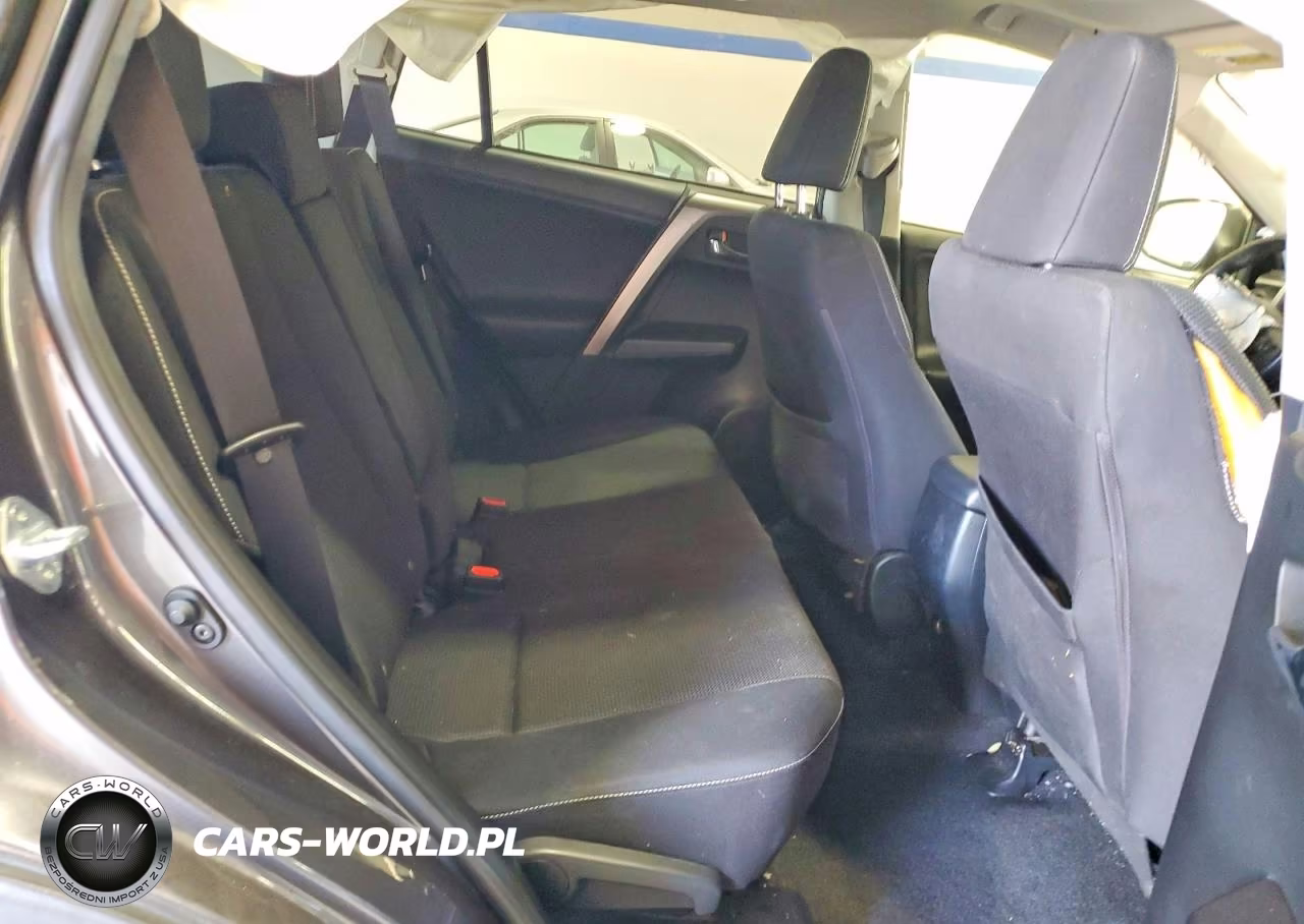 2018 Toyota Rav4 Xle VIN:JTMRFREV3JJ746940 - 11